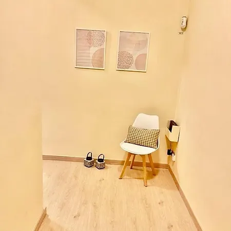 Superior Vatican Key Apartment